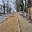 W ramach poprawy bezpieczeństwa niechronionych uczestników ruchu drogowego trwa realizacja drogi pieszo – rowerowej na ulicy Mazowieckiej w Kołobrzegu